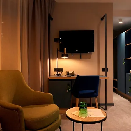 Mountains מלון 4*