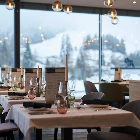 Mountains זיפלד אין טירול