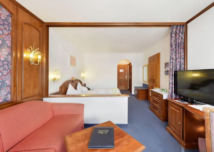 Ξενοδοχείο Mountains 4*